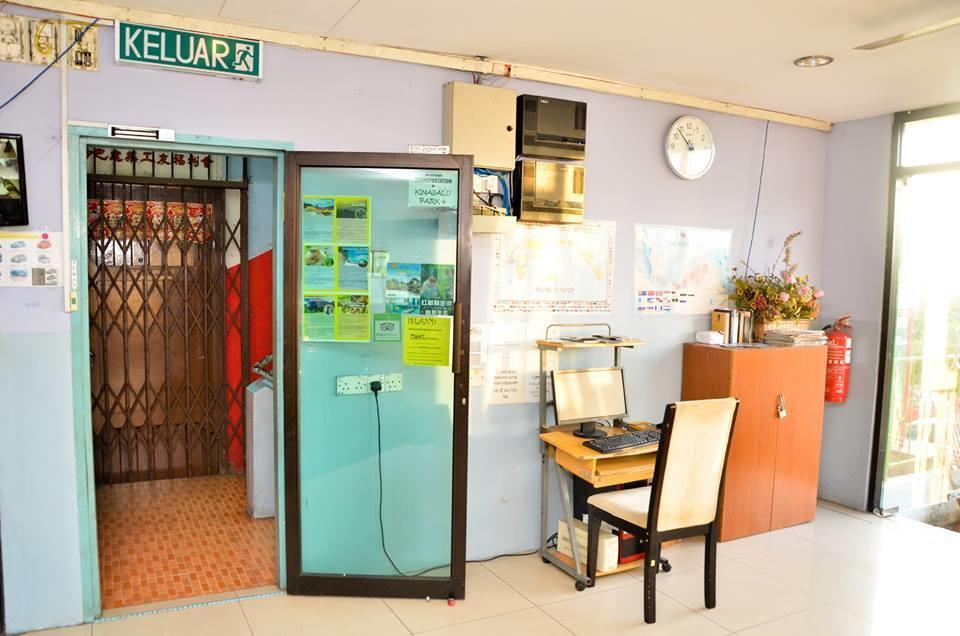 A&J Budget Hotel Kota Kinabalu Exterior photo