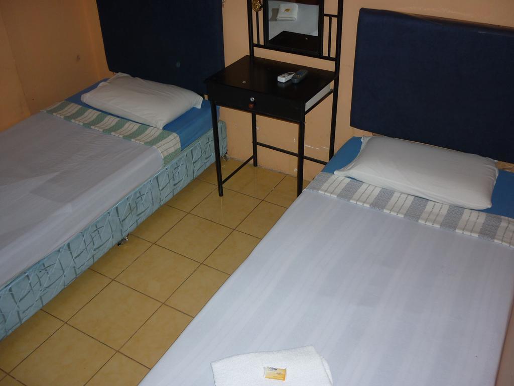 A&J Budget Hotel Kota Kinabalu Exterior photo